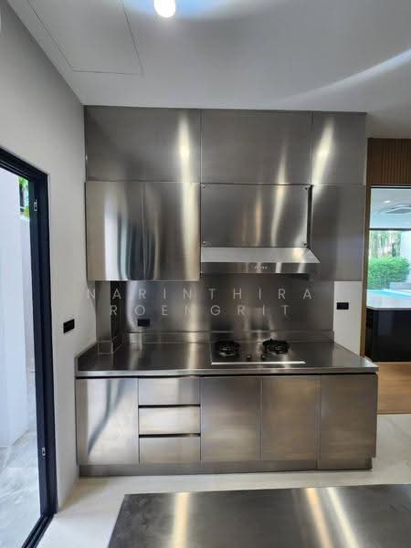 undefined, Bangkok, Phlapphla, Wang Thonglang, Bangkok, 5 Bedrooms, 522 sqm, Villa For Rent, by Narinthira Roengrit, 500580616 - DDproperty.com