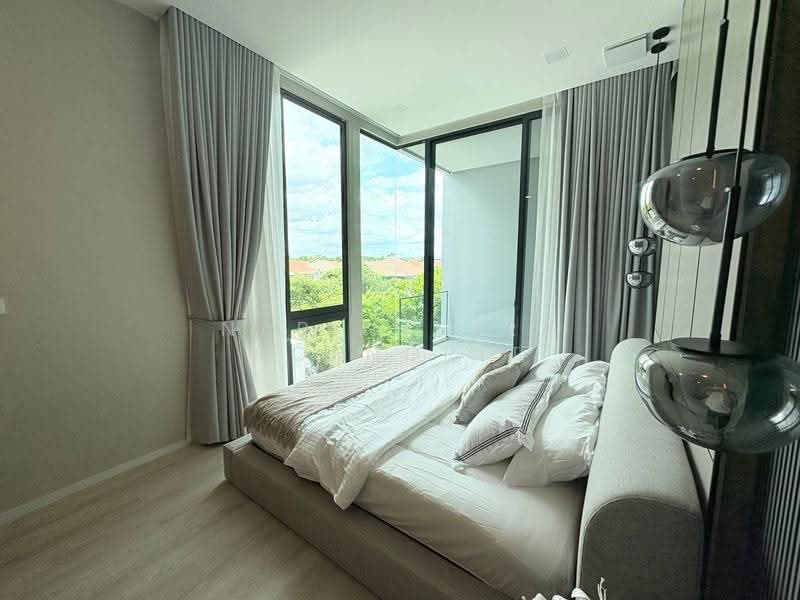 VIVE Krungthep Kreetha, Bangkok, Krungthep Kreetha Road, Saphan Sung, Bangkok, 4 Bedrooms, 421 sqm, Single Detached House For Rent, by Narinthira Roengrit, 500580649 - DDproperty.com