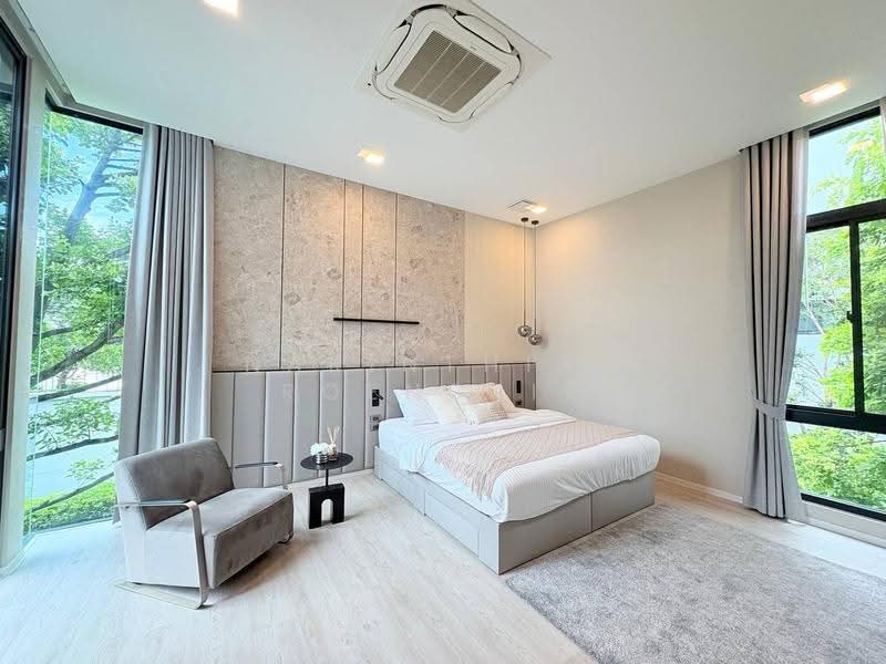 VIVE Krungthep Kreetha, Bangkok, Krungthep Kreetha Road, Saphan Sung, Bangkok, 4 Bedrooms, 421 sqm, Single Detached House For Rent, by Narinthira Roengrit, 500580649 - DDproperty.com