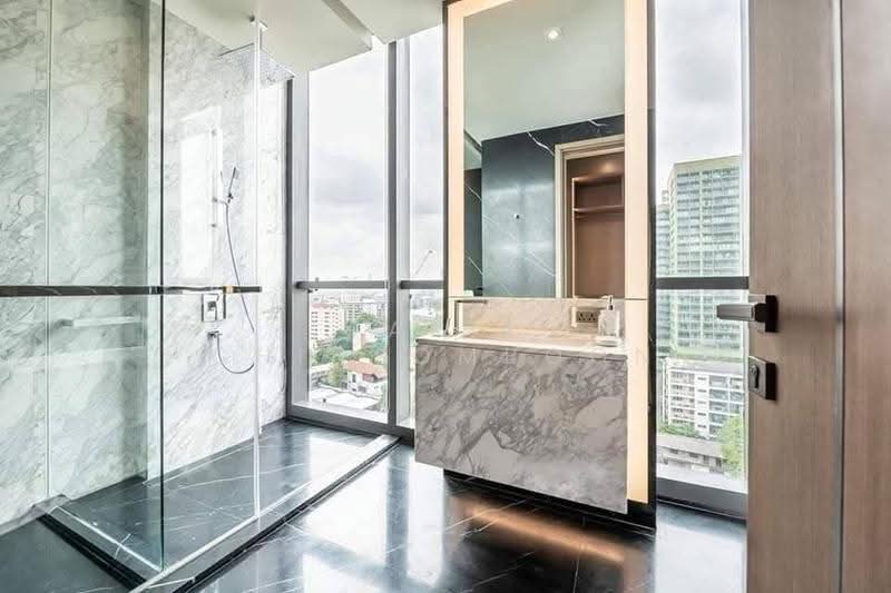The Monument Thonglor, Bangkok, 998 Thonglor Road, Khlong Tan Nua, Watthana, Bangkok, 2 Bedrooms, 125 sqm, Condo For Rent, by Tarit Chinsomboon, 500580667 - DDproperty.com
