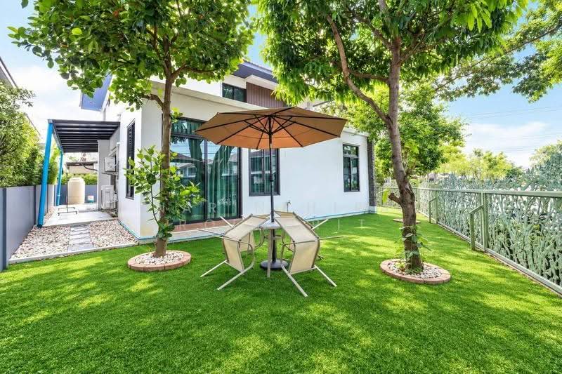 Mantana Kalapapruk-Wongwaen, Bangkok, 379 Kanchanaphisek Road, Lak Song, Bang Khae, Bangkok, 4 Bedrooms, 325 sqm, Single Detached House For Rent, by Narinthira Roengrit, 500580668 - DDproperty.com
