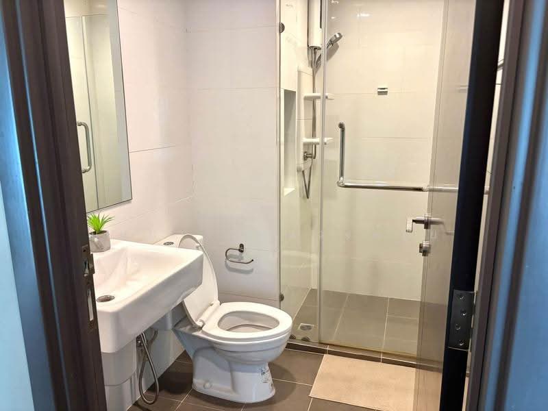 The Base Park East Sukhumvit 77, bangkok, 99 Soi Pridi Banomyong 2, Phra Kanong Nua, Watthana, Bangkok, 2 Bedrooms, 54 sqm, Condo For Rent, by บุษบา รัตนวงษ์ชัย, 500580669 - DDproperty.com