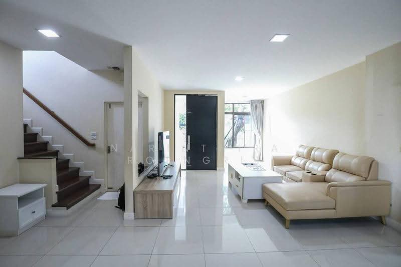 Mantana Kalapapruk-Wongwaen, Bangkok, 379 Kanchanaphisek Road, Lak Song, Bang Khae, Bangkok, 4 Bedrooms, 325 sqm, Single Detached House For Sale, by Narinthira Roengrit, 500580672 - DDproperty.com
