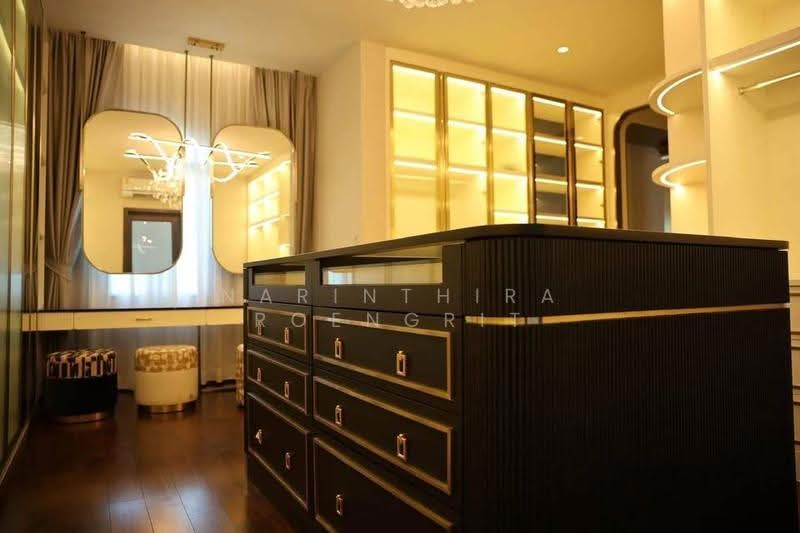 5-BR House, bangkok, Khlong Song Ton Nun, Lat Krabang, Bangkok, 5 Bedrooms, 700 sqm, Single Detached House For Sale, by Narinthira Roengrit, 500580678 - DDproperty.com