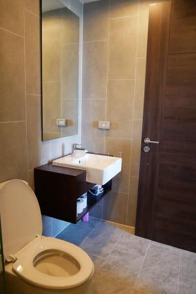 C Ekkamai, Bangkok, 888 Soi Sukhumvit 63, Sukhumvit Road, Khlong Tan Nua, Watthana, Bangkok, 1 Bedroom, 30 sqm, Condo For Rent, by Tarit Chinsomboon, 500580762 - DDproperty.com