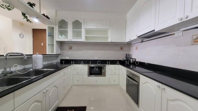 The Lakes, Bangkok, 123 Ratchadaphisek Road, Khlong Toei, Bangkok, 3 Bedrooms, 173 sqm, Condo For Rent, by Hathaichanok Saenset, 500580783 - DDproperty.com