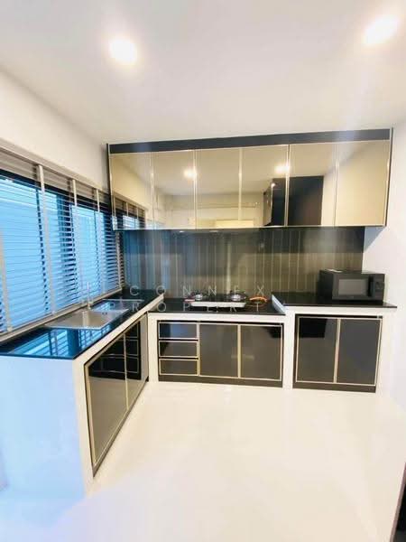 Centro Bangna, Samut Prakan, 111 Soi 3, Bang Kaeo, Bang Plee, Samut Prakan, 4 Bedrooms, 298 sqm, Single Detached House For Rent, by Connex Property, 500580879 - DDproperty.com