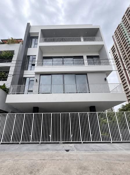 Building office rama9, Bangkok, พระราม9, Huai Khwang, Bangkok, , 750 sqm, Shophouse For Rent, by Achiwara Panusan, 500580881 - DDproperty.com