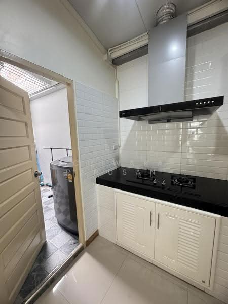 บ้านเช่า2ชั้นห้วยขวาง, bangkok, ประชาราษฎ์บำเพ็ญ, Huai Khwang, Bangkok, 4 Bedrooms, 250 sqm, Townhouse For Rent, by Achiwara Panusan, 500580889 - DDproperty.com