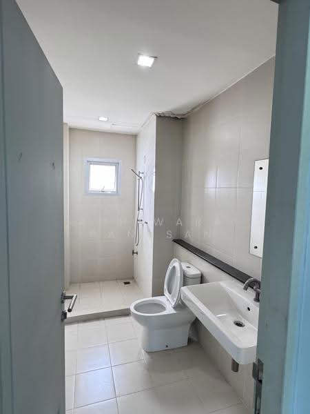 B-Square Rama 9 - Mengjai, Bangkok, Soi Sahakanpramoon, Wang Thonglang, Bangkok, 5 Bedrooms, 350 sqm, Townhouse For Rent, by Achiwara Panusan, 500580923 - DDproperty.com