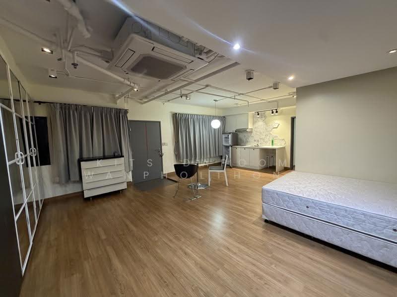 Baan Phrom Phong, Bangkok, Soi Sukhumvit 39, Khlong Tan Nua, Watthana, Bangkok, 3 Bedrooms, 210 sqm, Condo For Rent, by Kitsadapoom Wanpholthong, 500580947 - DDproperty.com