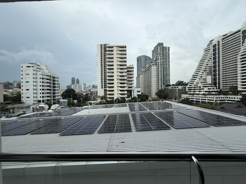 Baan Phrom Phong, Bangkok, Soi Sukhumvit 39, Khlong Tan Nua, Watthana, Bangkok, 3 Bedrooms, 210 sqm, Condo For Rent, by Kitsadapoom Wanpholthong, 500580947 - DDproperty.com