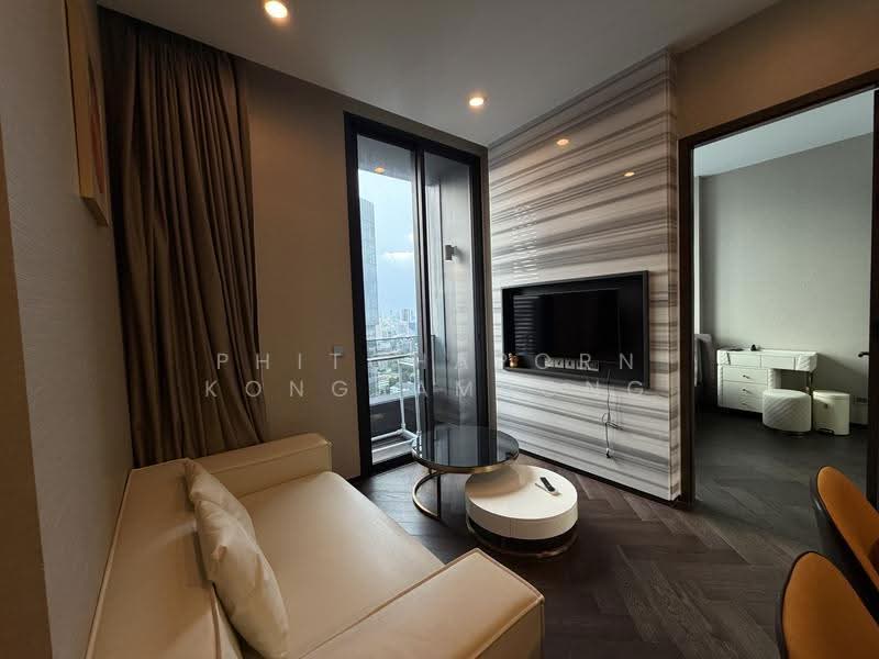 The Esse Sukhumvit 36, Bangkok, Soi Sukhumvit 36, Sukhumvit Road, Phra Kanong, Khlong Toei, Bangkok, 1 Bedroom, 45 sqm, Condo For Rent, by Phitchaporn Kongsamrong, 500580950 - DDproperty.com