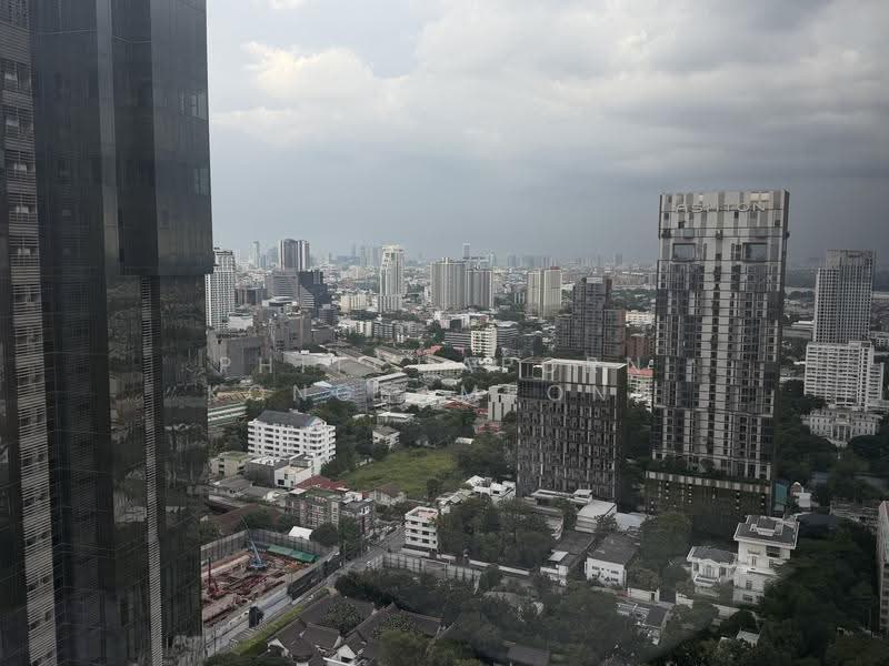The Esse Sukhumvit 36, Bangkok, Soi Sukhumvit 36, Sukhumvit Road, Phra Kanong, Khlong Toei, Bangkok, 1 Bedroom, 45 sqm, Condo For Rent, by Phitchaporn Kongsamrong, 500580950 - DDproperty.com