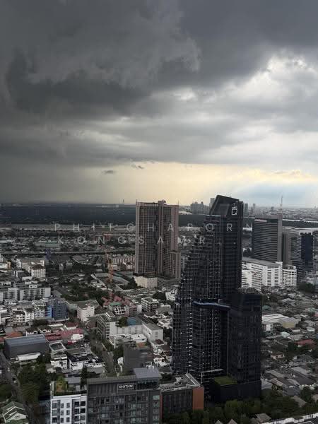 The Esse Sukhumvit 36, Bangkok, Soi Sukhumvit 36, Sukhumvit Road, Phra Kanong, Khlong Toei, Bangkok, 1 Bedroom, 45 sqm, Condo For Rent, by Phitchaporn Kongsamrong, 500580950 - DDproperty.com
