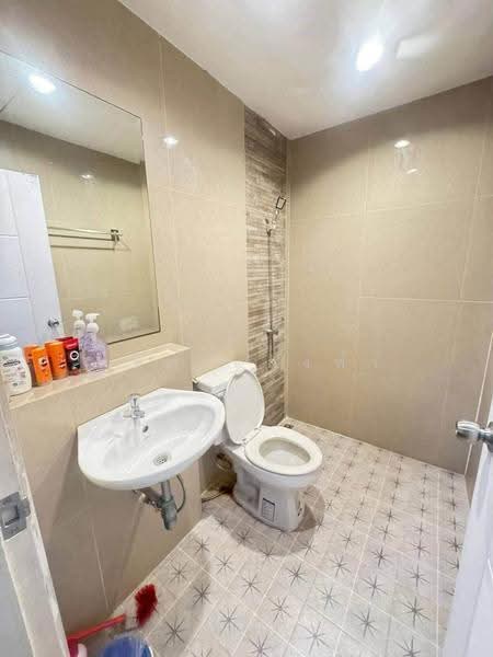 ให้เช่าทาวน์โฮม ม.เดอะเซ็นทรัล2 หนองยายบู่ ศรีราชา, Chon Buri (Pattaya), Surasak, Si Racha, Chon Buri (Pattaya), 3 Bedrooms, 85 sqm, Townhouse For Rent, by Dusit Saengfa, 500580957 - DDproperty.com