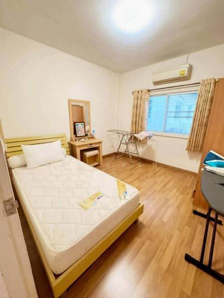 ให้เช่าทาวน์โฮม ม.เดอะเซ็นทรัล2 หนองยายบู่ ศรีราชา, Chon Buri (Pattaya), Surasak, Si Racha, Chon Buri (Pattaya), 3 Bedrooms, 85 sqm, Townhouse For Rent, by Dusit Saengfa, 500580957 - DDproperty.com