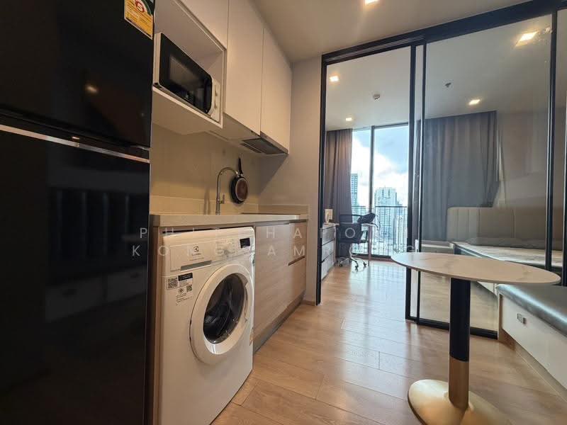 Noble Around Sukhumvit 33, Bangkok, 17 Soi Sukhumvit 33, Khlong Tan Nua, Watthana, Bangkok, 1 Bedroom, 33 sqm, Condo For Rent, by Phitchaporn Kongsamrong, 500580991 - DDproperty.com