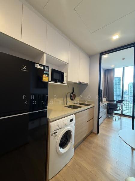 Noble Around Sukhumvit 33, Bangkok, 17 Soi Sukhumvit 33, Khlong Tan Nua, Watthana, Bangkok, 1 Bedroom, 33 sqm, Condo For Rent, by Phitchaporn Kongsamrong, 500580991 - DDproperty.com