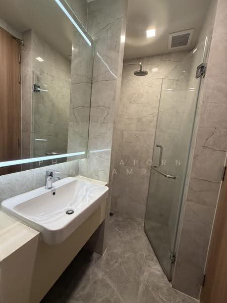 Noble Around Sukhumvit 33, Bangkok, 17 Soi Sukhumvit 33, Khlong Tan Nua, Watthana, Bangkok, 1 Bedroom, 33 sqm, Condo For Rent, by Phitchaporn Kongsamrong, 500580991 - DDproperty.com