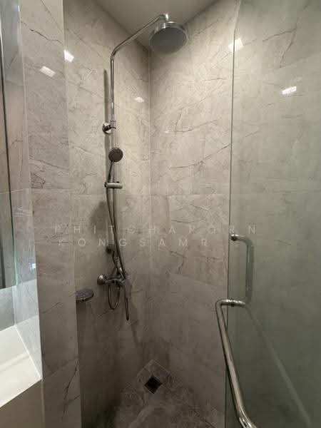 Noble Around Sukhumvit 33, Bangkok, 17 Soi Sukhumvit 33, Khlong Tan Nua, Watthana, Bangkok, 1 Bedroom, 33 sqm, Condo For Rent, by Phitchaporn Kongsamrong, 500580991 - DDproperty.com