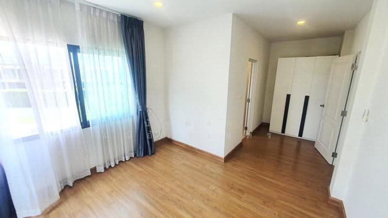 Centro Ratchapruek-Suan Phak, Nonthaburi, Bangkruai Jongtanom, Bang Kruai, Nonthaburi, 4 Bedrooms, 220 sqm, Single Detached House For Rent, by นัฐพงค์ มณีอัครเนตร, 500581004 - DDproperty.com