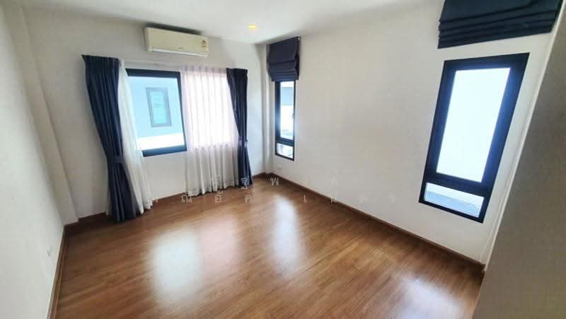 Centro Ratchapruek-Suan Phak, Nonthaburi, Bangkruai Jongtanom, Bang Kruai, Nonthaburi, 4 Bedrooms, 220 sqm, Single Detached House For Rent, by นัฐพงค์ มณีอัครเนตร, 500581004 - DDproperty.com