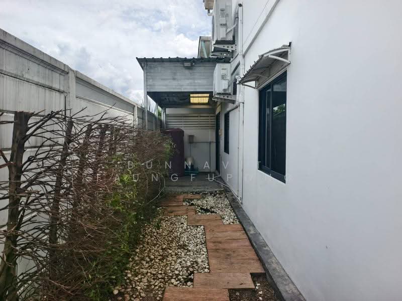 The Connect Watcharaphon-Phoemsin, Bangkok, Permsin Road, Khlong Tanon, Sai Mai, Bangkok, 3 Bedrooms, 110 sqm, Townhouse For Sale, by Bunnavit Faungfupong, 500581005 - DDproperty.com