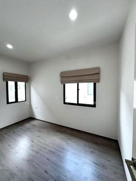 Grande Pleno Ratchapruek, Nonthaburi, Soi Om Kret, Ratchaphruek Road, Om Kret, Pak Kret, Nonthaburi, 4 Bedrooms, 150 sqm, Single Detached House For Rent, by นัฐพงค์ มณีอัครเนตร, 500581021 - DDproperty.com