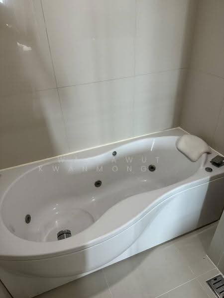 Ivy Thonglor, Bangkok, 889 Thonglor Road, Khlong Tan Nua, Watthana, Bangkok, 1 Bedroom, 43 sqm, Condo For Rent, by Waiyawut Kwanmongkhol, 500581025 - DDproperty.com