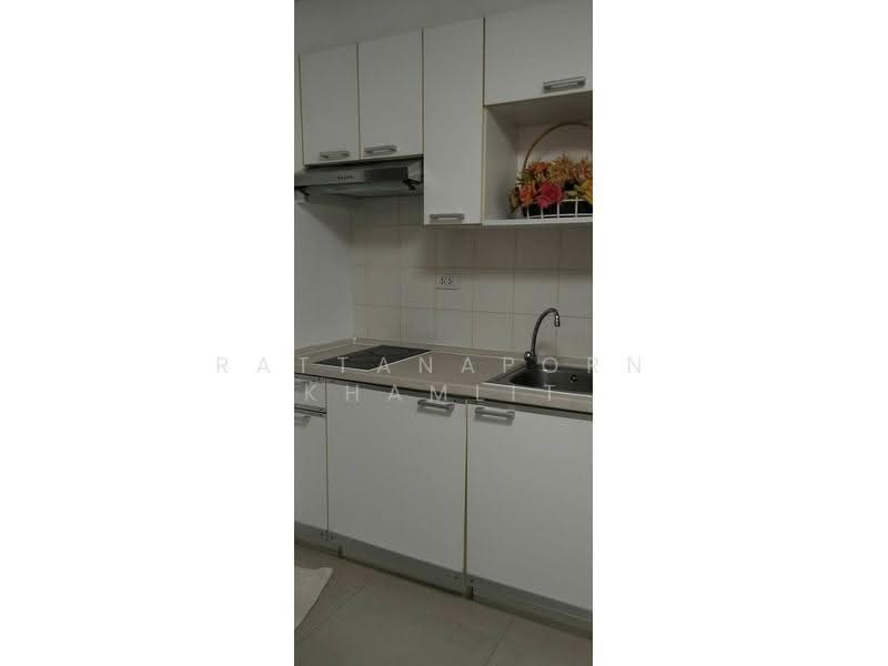 The Clover Thonglor Residence, Bangkok, Soi Sukhumvit 55, Khlong Tan Nua, Watthana, Bangkok, 1 Bedroom, 45 sqm, Condo For Rent, by Rattanaporn Khamlit, 500581030 - DDproperty.com
