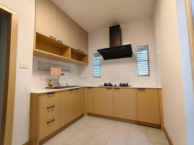 Pruklada Suvarnabhumi, Samut Prakan, ลาดกระบัง 54, Srisa Chorakhe Noi, Bang Sao Thong, Samut Prakan, 3 Bedrooms, 284 sqm, Single Detached House For Rent, by นวพล พิธานวรรณกุล, 500581032 - DDproperty.com
