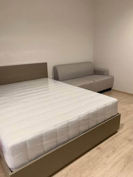 IDEO Sathorn-Wongwian Yai, bangkok, 219 Soi Krung Thonburi 1, Khlong Ton Sai, Khlong San, Bangkok, 1 Bedroom, 27 sqm, Condo For Rent, by Nakarin S., 500581063 - DDproperty.com