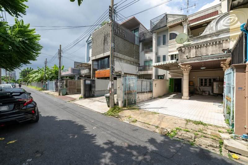 มหาดไทย, Bangkok, ลาดพร้าว, Phlapphla, Wang Thonglang, Bangkok, 4 Bedrooms, 188 sqm, Townhouse For Sale, by อุกฤษฎ์ สัตย์ตระกูลวงศ์, 500581089 - DDproperty.com
