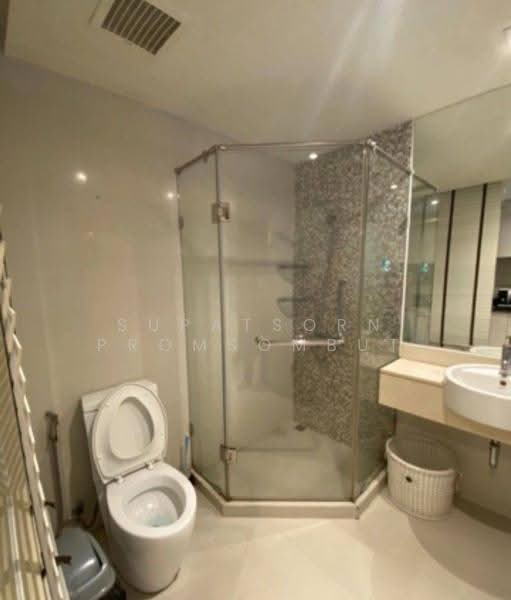 The Rajdamri, Bangkok, Ratchadamri Road, Lumphini, Pathum Wan, Bangkok, 1 Bedroom, 45 sqm, Condo For Rent, by Supatsorn Promsombut, 500581111 - DDproperty.com