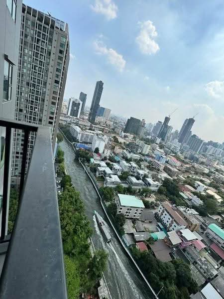 The Base Phetchaburi-Thonglor, Bangkok, Phetchaburi Rd, Bang Kapi, Huai Khwang, Bangkok, 1 Bedroom, 34 sqm, Condo For Rent, by Supatsorn Promsombut, 500581119 - DDproperty.com