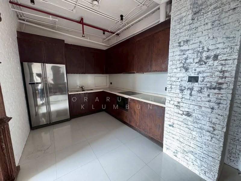 AGUSTON Sukhumvit 22 : อกัสตัน สุขุมวิท 22, กรุงเทพ, 140 ซอยสุขุมวิท 22, คลองเตย, กรุงเทพ, 137 ตร.ม., คอนโด ขาย, โดย Woraruethai Klumbun, 500581136 - DDproperty.com