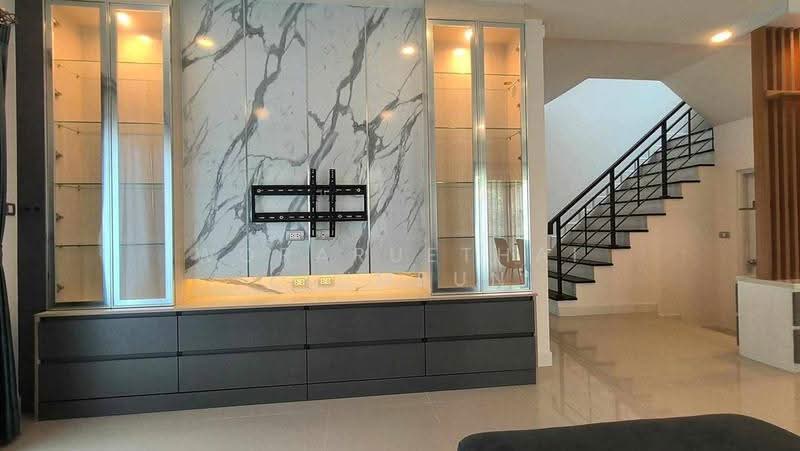 Centro Onnut-Suvarnabhumi : เซนโทร อ่อนนุช-สุวรรณภูมิ, สมุทรปราการ, ซอยกิ่งแก้ว 37, ราชาเทวะ, บางพลี, สมุทรปราการ, 190 ตร.ม., บ้านเดี่ยว ให้เช่า, โดย Woraruethai Klumbun, 500581155 - DDproperty.com