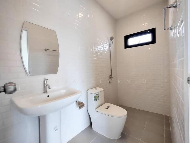 บ้านแฝด คลองสาม, Pathum Thani, Khlong Sam, Khlong Luang, Pathum Thani, 4 Bedrooms, 155 sqm, Semi-Detached House (Twin House) For Sale, by Angsanaporn D, 500581178 - DDproperty.com