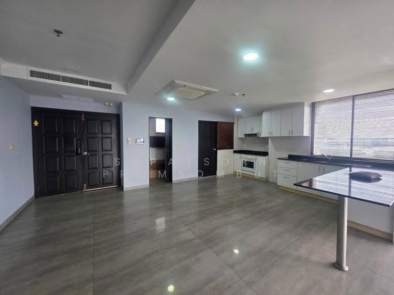 Lake Green, Bangkok, 199 Sukhumvit Soi 8, Khlong Toei, Bangkok, 2 Bedrooms, 124 sqm, Condo For Sale, by Supatsorn Promsombut, 500581194 - DDproperty.com