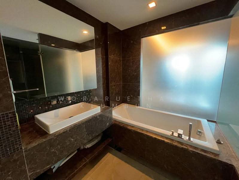 The Address Sukhumvit 61, bangkok, 22 Soi Sukhumvit 61 Sukhumvit Road, Khlong Tan Nua, Watthana, Bangkok, 1 Bedroom, 47 sqm, Condo For Rent, by Woraruethai Klumbun, 500581251 - DDproperty.com