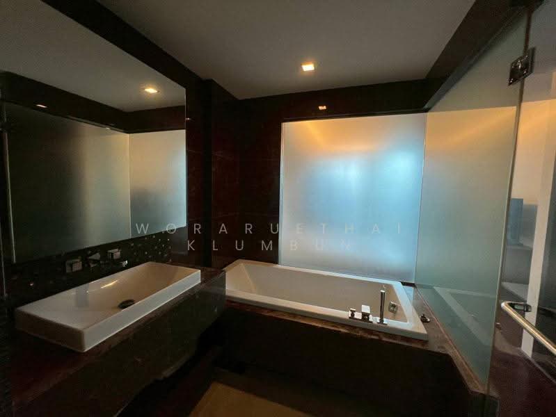 The Address Sukhumvit 61, bangkok, 22 Soi Sukhumvit 61 Sukhumvit Road, Khlong Tan Nua, Watthana, Bangkok, 1 Bedroom, 47 sqm, Condo For Rent, by Woraruethai Klumbun, 500581251 - DDproperty.com