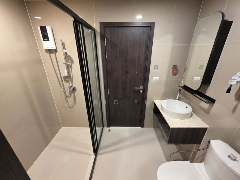 XT Huaikhwang, Bangkok, 244 Ratchadaphisek Road, Huai Khwang, Bangkok, 1 Bedroom, 35 sqm, Condo For Rent, by Eric Fu, 500581259 - DDproperty.com