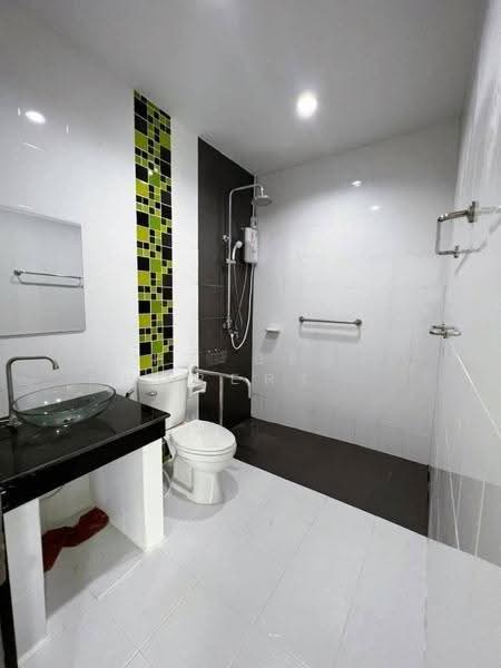 Arinsiri @Khao Lam, ชลบุรี, ห้วยกะปิ, เมืองชลบุรี, ชลบุรี, 150 ตร.ม., ทาวน์เฮ้าส์ ขาย, โดย The Best Property ปิ่น, 500581271 - DDproperty.com