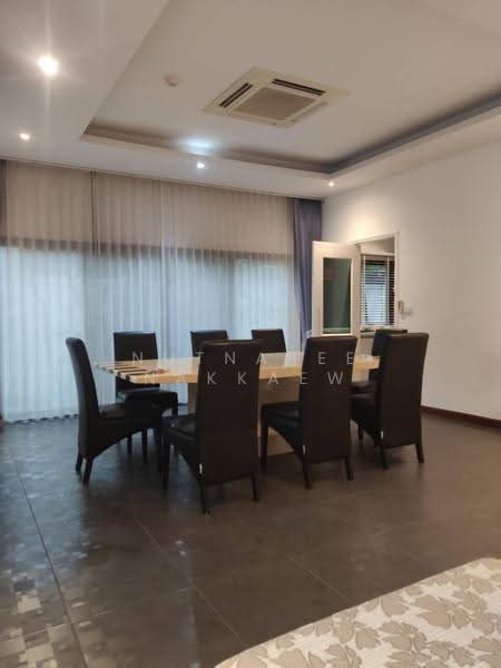 Baan Ananda, Bangkok, Sukhumvit 61, Khlong Tan Nua, Watthana, Bangkok, 3 Bedrooms, 300 sqm, Condo For Rent, by Nutnaree Nakkaew, 500581274 - DDproperty.com