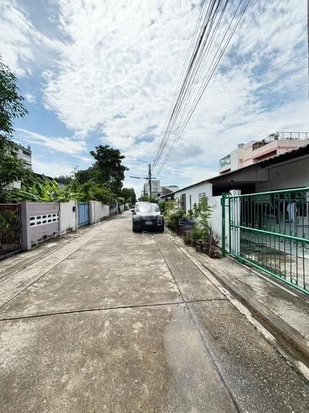 บ้านแฝดลาดพร้าว กรุงเทพมหานคร, bangkok, Lat Phrao, Bangkok, 3 Bedrooms, 150 sqm, Semi-Detached House (Twin House) For Sale, by The Best Property กิ๊ก, 500581313 - DDproperty.com