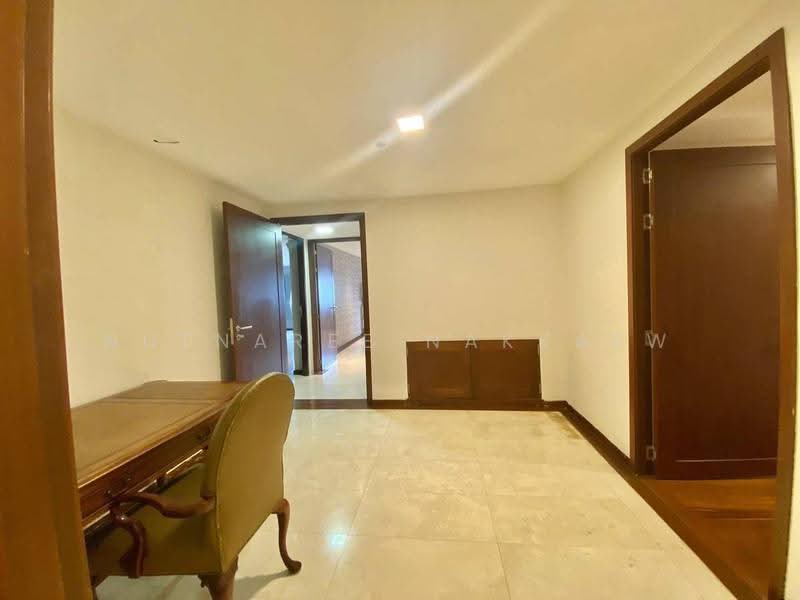 Kallista Mansion, bangkok, 64 Soi Sukhumvit 11, Khlongtoei Nua, Watthana, Bangkok, 3 Bedrooms, 315 sqm, Condo For Rent, by Nutnaree Nakkaew, 500581336 - DDproperty.com