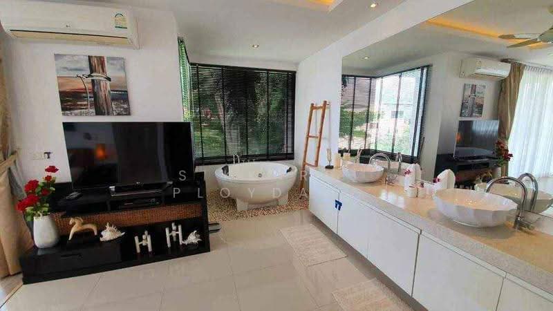 3-BR Villa, Phuket, Rawai, Muang Phuket, Phuket, 3 Bedrooms, 360 sqm, Villa For Sale, by Sikkares Ploydang, 500581342 - DDproperty.com