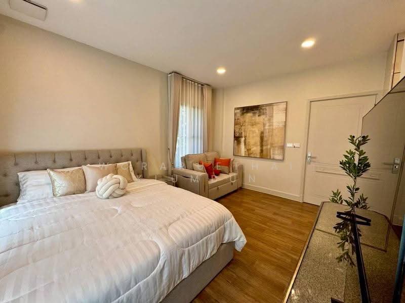 Nantawan Rama 9 - New Krungthepkreetha, bangkok, Saphan Sung, Bangkok, 4 Bedrooms, 302 sqm, Single Detached House For Rent, by Woraruethai Klumbun, 500581352 - DDproperty.com