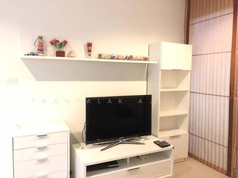 Villa Sathorn, Bangkok, 5 KrungThonBuri Road, Khlong Ton Sai, Khlong San, Bangkok, 1 Bedroom, 60 sqm, Condo For Rent, by Thanyalak Ajmera, 500581378 - DDproperty.com